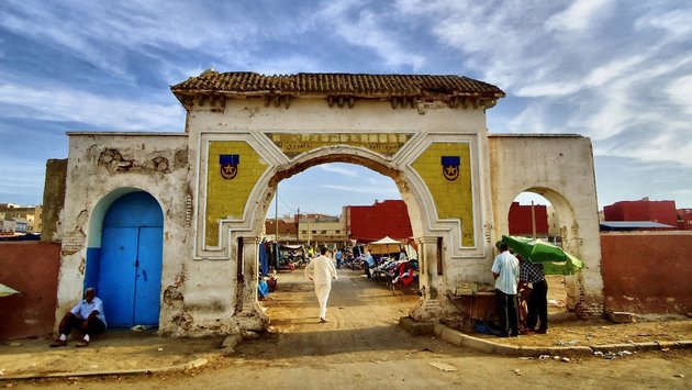 Puerta entrada zoco Al Aroui-Monte Arruit