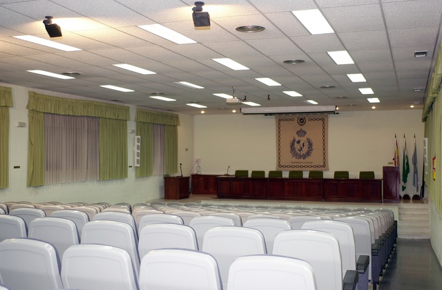 sala maria zambrano facultad filosofia y letras universidad málaga