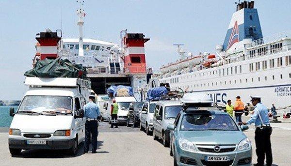 Llegada inmigrantes OPE puerto Tánger Med