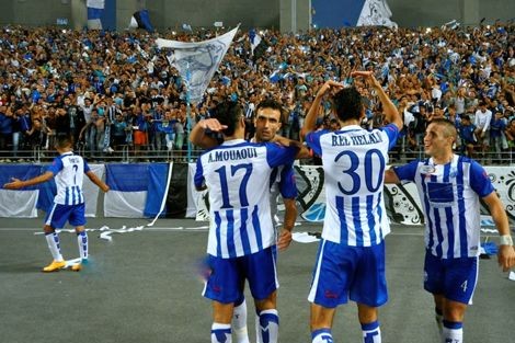 Jugadores del IRTánger celebran con la grada