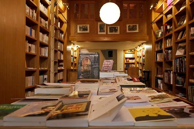 interior librerias des colonnes, tánger