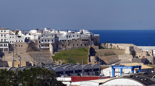 Vista de Tánger y su puerto