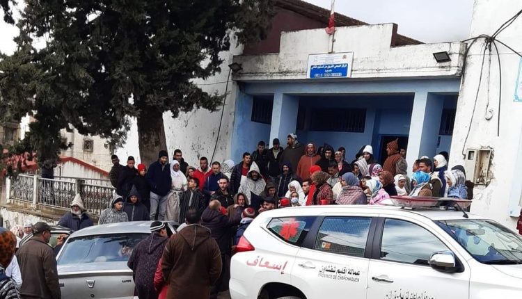 Protesta delante del centro de salud de Tamorot