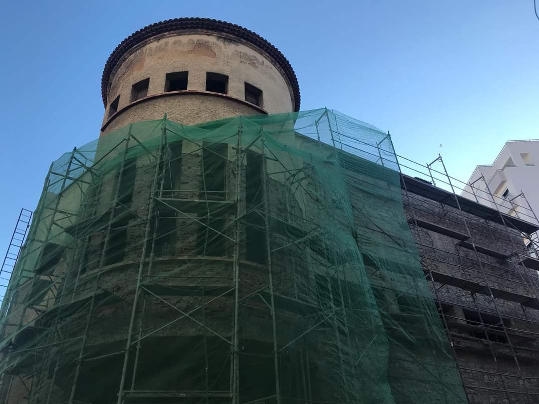 Fachada en obras cine Mauritania Tánger