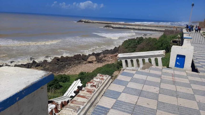 Derrumbe histórico balcón al Atlántico en Larache