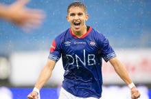 Osame Sahraoui con la camiseta del Valerenga